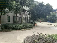 正规大两房,总价低,出行方便。