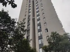 西路 亚太商谷一房50万