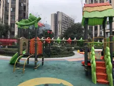 八公里精装洋房 轻轨交通方便 住家安静业主诚心