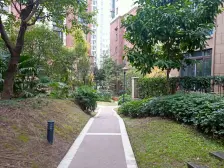 纯洋房小区 临轻轨 户型方正、环境优美适合居家