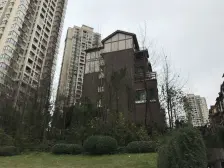 华岩新城 和泓四季E区二房