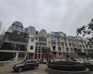 看房找专业房产经纪人~谭宽(恒达花园A店)