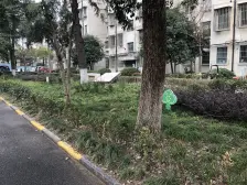 新挂牌行知路地铁站300米,小两室户,低总价