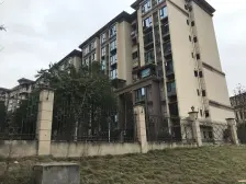 华岩新城 北京城建龙越湾四房211万