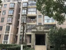 中间楼层,采光好,毛坯装修随意,18年次新房。
