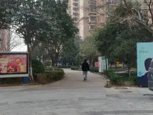 立体世界 精装修 带入户花园 附带入户花园 小区临河