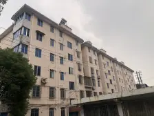 ZNB的单价,大三房简单装修,采光好