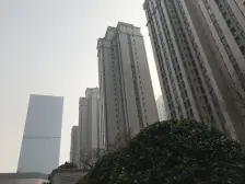 蓝堡湾一梯一户,楼层好,视野开阔,精装修生活方便