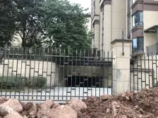 房子户型方正 一梯两户 洋房社区 楼栋位置好安静