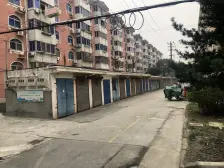 大面积三房,带阁楼,可利用空间多