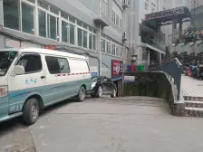 菜园坝 世纪花城三房64万