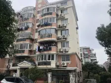 玉华苑2000年复式3房,屋内格局好,欢迎实地看房!