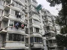 满五税费少,房东自住装修,低总价