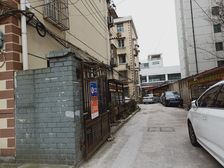 双南4楼采光好配套成熟8号线杨思站,前滩1公里