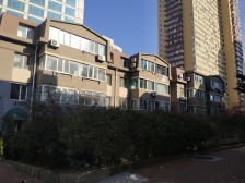 风景 湖畔小区三室一楼 环境优美 空气清新