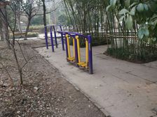 公寓,精装修业主自住,看房方便,两室一厅价格合适