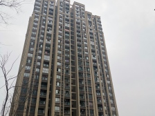 沙滨路旁正规两房,户型方正,住家安静。