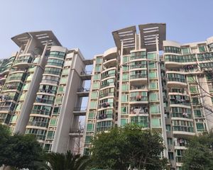 珠江郦城人车分流小区北向河景视野开阔