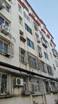 监狱宿舍