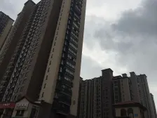 华强城一期 三楼 没有遮挡全天采光 诚意出售