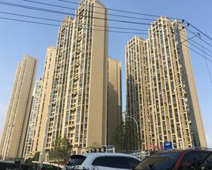 复地崑玉府4室1厅南北
