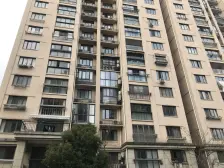 一口价 近万达 满五年税费低 看海高楼层 配套全