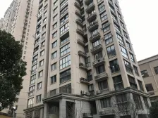 万达商圈+凤凰好楼层+配套设施齐全+拎包入住+户型好