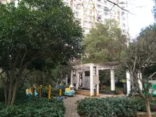 卓品骄阳(澳利雅苑) 南北通透,采光好 装修好,环镜优美 视野好,诚心出售