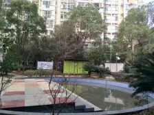 卓品骄阳(澳利雅苑) 南北通透,采光好 装修好,环镜优美 中间楼层