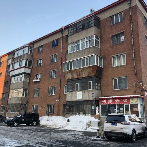 肿瘤医院家属楼1室1厅1卫南朝向1350.00元/月出租
