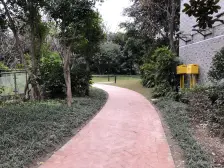 五里店 中维都市美邻一房33万