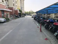 次新小区 中间楼层一房 小区中间位置 业主诚意出售 配套成熟