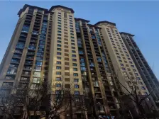 此房产权清晰,房主诚心出售,中间楼层