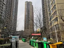 公园旁,地铁口,双气精装,小两居,看房方便