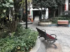 龙湖商圈一房,石油路公交站,近龙湖重医,马家堡