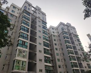 地铁口大阳台二次装修拎包入住大三房,满五唯一!