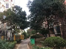 繁华地段,交通便利,视野采光好,周边配套齐全