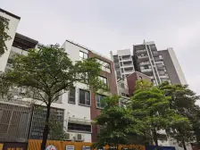 地铁沿线时代倾城联排单边位别墅,地上三层地下两层