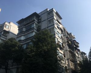 富临花园2室1厅东南