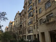 力高国际城四期马德里 南北通透,采光好 装修好,环镜优美 视野好,诚心出售