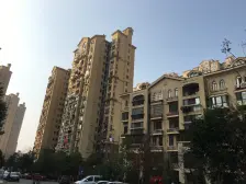 经典三房 户型好 送12平米 出入方便 全天阳光