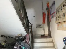 南昌居住主题公园丁香怡景 南北通透,采光好 视野好,诚心出售