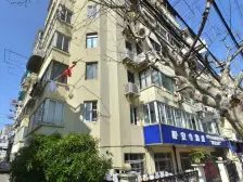 85%得房率!!静安寺新上精装两房一厅,南北双阳台