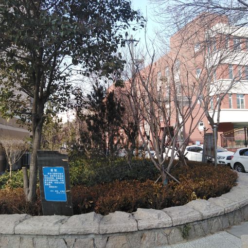 洪山坡小区2室1厅1卫南朝向2400.00元/月出租