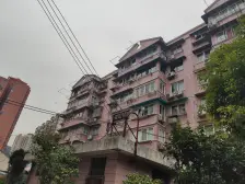 80万精装修,中间楼层采光不挡,看中可聊,急售中