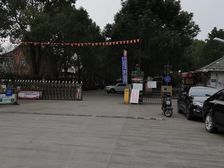 一梯两户,两房朝南,双阳台,近商圈,近地铁,得房率高,房型正气