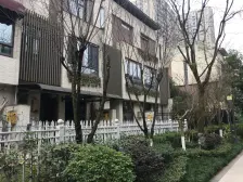 中渝精装大一房, 端户采光好,家具家电齐全,诚心售