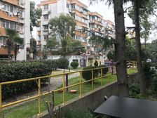19号线虹湾路地铁口次顶楼飞机户型新装30万