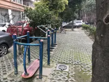 近地铁 一梯两户 精装修 双南南北通 边套全明诚意出售