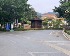 茗荔雅苑享独栋别墅六房六卫带有花苑